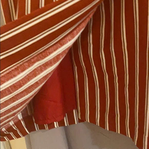 Ann Taylor faux wrap skirt - Picture 3 of 6